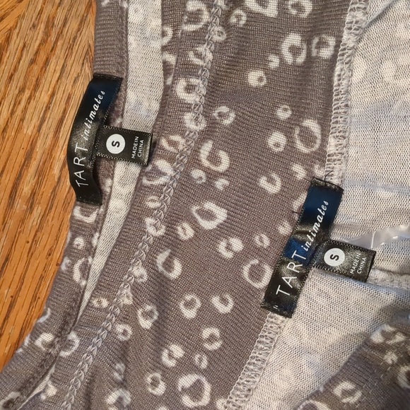 Tart Intimates Long Sleeve/Leg Lightweight Pajamas Gray/Off White Size S - Picture 6 of 8